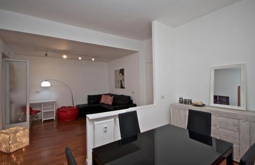 Gianicolense Apartamento | PORTA PORTESE apartment