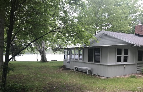 East Jordan Casa | Porter Estates Cozy Cabin