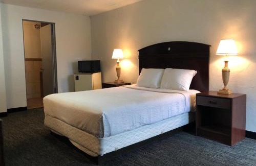 Overlook Hotel | Portland Super Value Inn