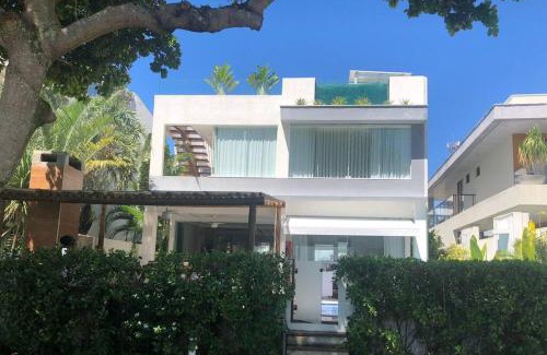 Pirangi do Norte Casa | Porto Brasil resort, beira mar, casa com 4 suítes, piscinas