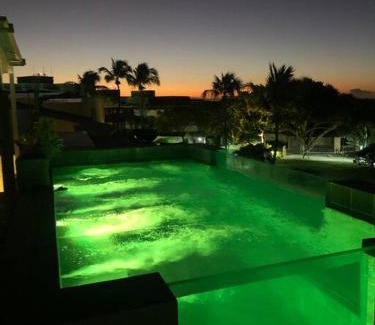 Pirangi do Norte Casa | Porto Brasil resort, beira mar, casa com 4 suítes, piscinas