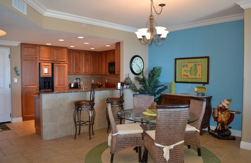Pensacola Beach Condominio | Portofino Paradise. 2bd / 2. 5ba - Condominio de lujo. Vistas despejadas del golfo. T5