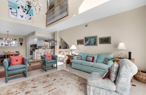 Deluna Point Casa | Portside S "beauty And The Beach" 3 Bedroom Townhouse by RedAwning