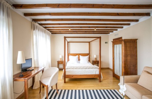 Miengo Cama Y Desayuno | Posada Lunada