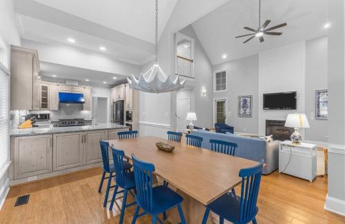 Atlantic Beach Casa | Posh Pelican home