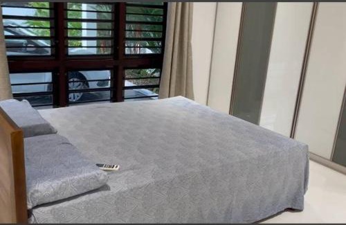 Thiruvananthapuram Villa | Posh Villa 3 bed 3 bath ac , 2 kitchen , Dining, living room , family room , in TVM , Kowdiar, please contact host refeekhm at yah dot com or refeekhm at gmai el dot com please don't pay without contacting host