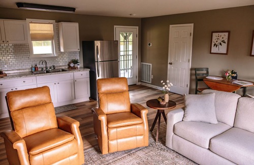 McMinnville Cabina | Post Oak Cabin- McMinnville, TN