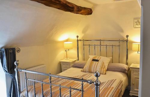 Lea Casa | Post Office Cottage