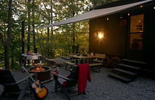 Suches Otro | Postcard Cabins Chattahoochee, Outdoor Collection by Marriott Bonvoy