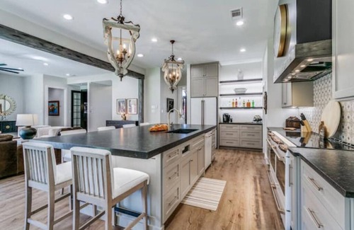 Southlake Casa | Potomac Pond