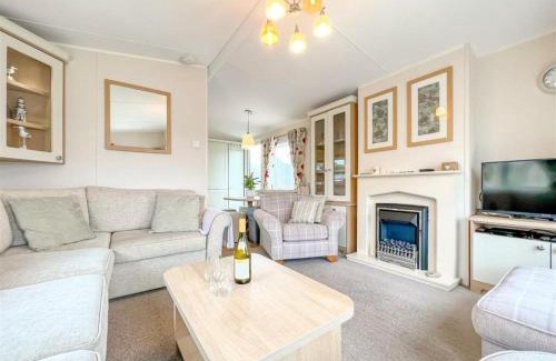 Praa Sands Chalet De Esquí | Pottsville Cabin Sleeps 4 with Deck