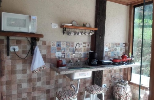 Santo Antonio do Pinhal Hotel | Pousada Cores e Flores