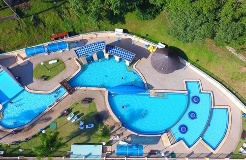 Piratuba Casa | Centro Pousada - A 50 m del parque de las aguas termales de Piratuba