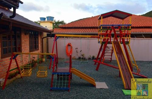 Praia da Armacao do Itapocoroi Hotel | Pousada Vivenda dos Açores