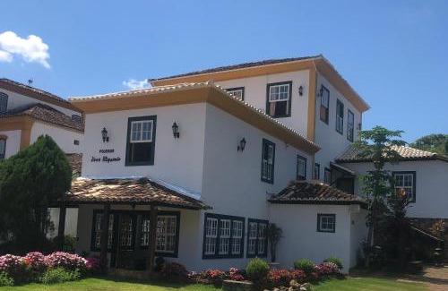 Tiradentes Hotel | Pousada Vovô Chiquinho