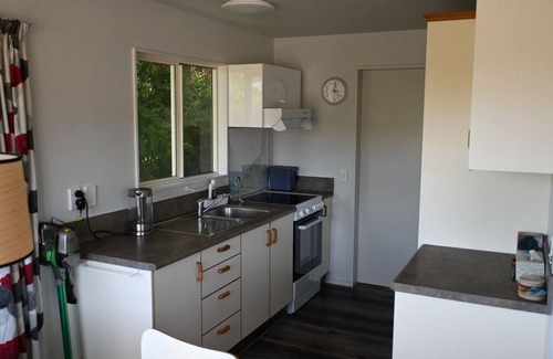 Nelson South Casa | Poutama - private and sunny house with views and a 10 min walk to town center.