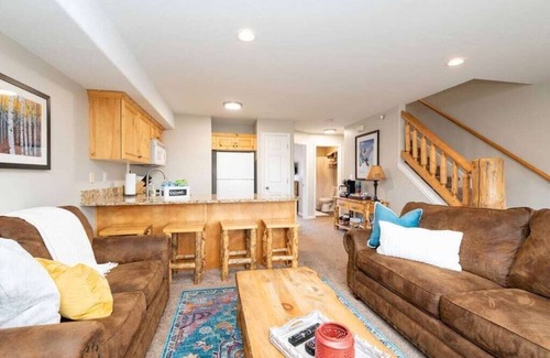 Eden Condominio | Powder Mtn Retreat MH110 | Ski Getaway | Hot Tub & Sauna