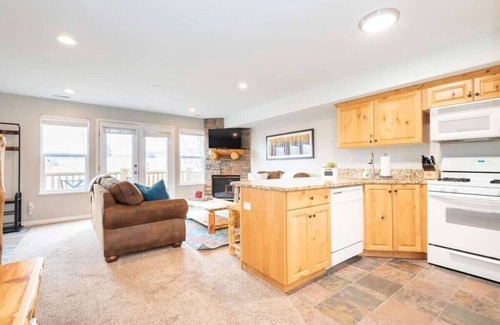 Eden Condominio | Powder Mtn Retreat MH110 | Ski Getaway | Hot Tub & Sauna