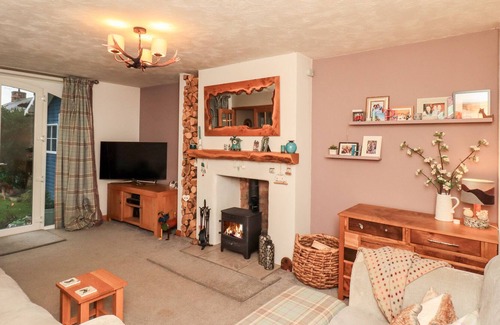 Langwathby Cabaña | POWLEYS COTTAGE, pet friendly, with open fire in Langwathby