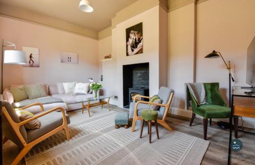 Holworth Casa | Poxwell Manor West Wing - Exclusive Dorset Retreat