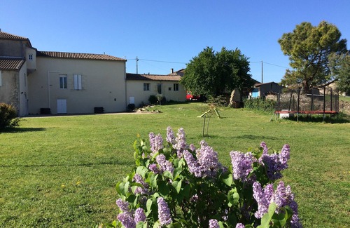 Anglade Casa | Casa de turismo amueblada de 4 **** en propiedad de 1ha2, piscina climatizada y estanque