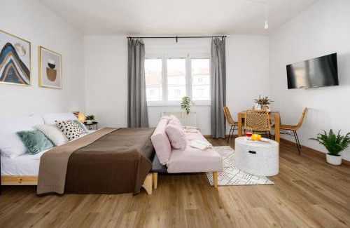 Podoli Apartamento | Prague Days - Open-Plan Studio - Close to Vyšehrad Castle