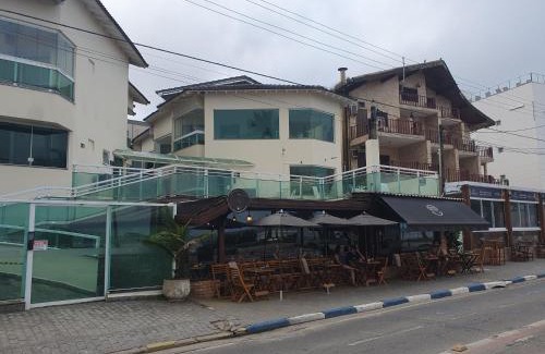 Tombo Apartamento | Praia do Tombo - Guarujá - Pé na areia