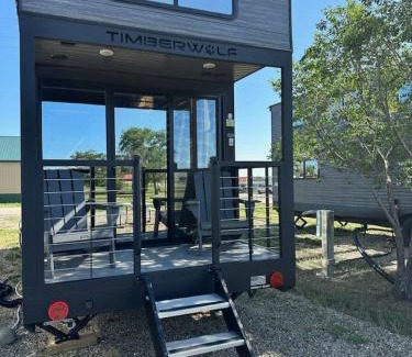 Northeast Entrance Badlands Apartamento | Prairie Dog Perch Tiny Home