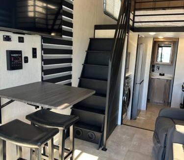 Northeast Entrance Badlands Apartamento | Prairie Dog Perch Tiny Home