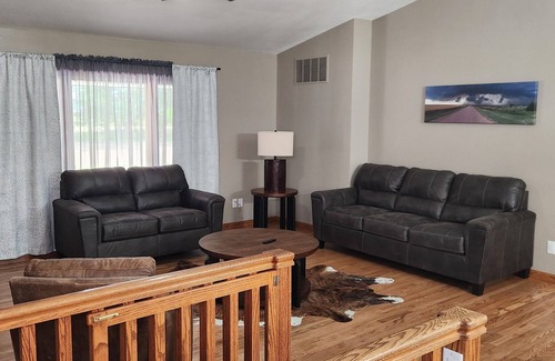 Kearny County Otro | Prairie Refuge