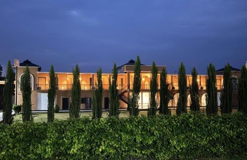 Bedla Complejo | Pratap Mahal by Vihasta, Udaipur