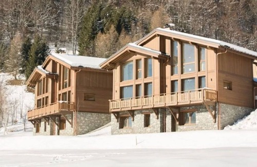 Praz-sur-Arly Chalet De Esquí | Praz-sur-Arly | Sleeps 6 | Vues imprenables