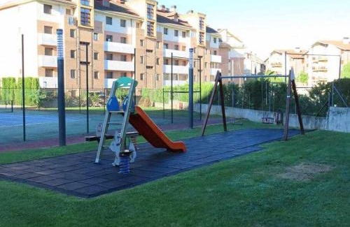 Jaca Apartamento | Precioso atico con bonitas vistas a la Peña Oroel