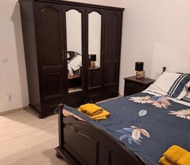 Bragadiru Apartamento | Prelungirea Ghencea Apartments