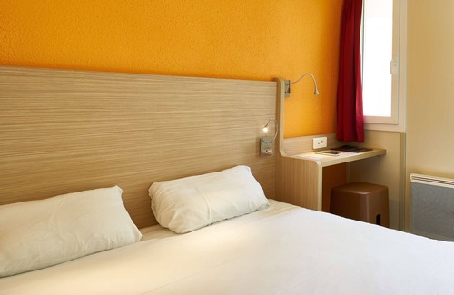 Mouilleron-le-Captif Hotel | Première Classe La Roche Sur Yon - Vendéspace