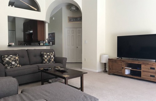 Sunridge Woods Villa | Una villa recientemente reformado, con piscina privada climatizada y sala de juegos para la familia