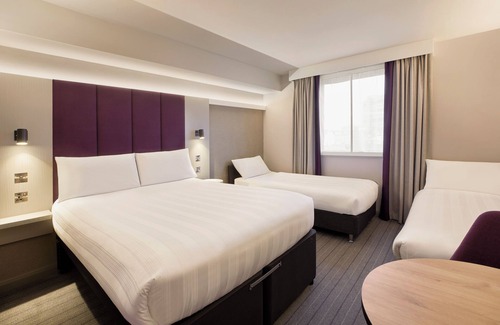 Lisburn Hotel | Premier Inn Lisburn