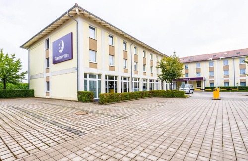 Schwaig Hotel | Premier Inn München Airport Ost