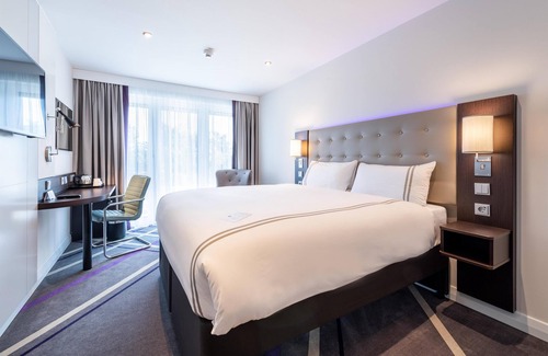 Schwabing-Freimann Hotel | Premier Inn München City Schwabing