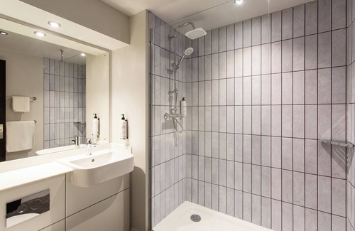 Higher Walton Hotel | Premier Inn Preston South - Craven Drive