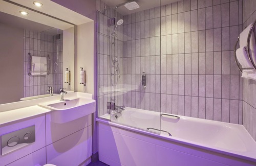 York Hotel | Premier Inn York City - Blossom St South