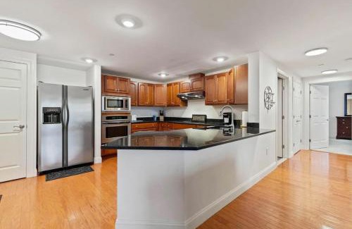 Old Orchard Beach Apartamento | Premier Ocean-Side 2BR at Grand Victorian