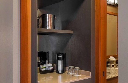Stevenson Apartamento | Premier Room w/ views of the Columbia River Gorge