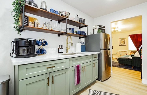 Gateway District Casa | Premier Vegas Oasis: Near Strip Nightlife & Games