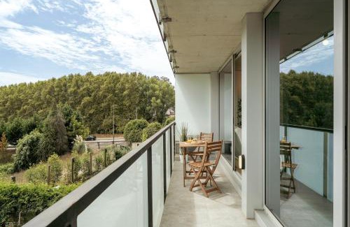 Vila Nova de Gaia Apartamento | Premium Apartments with Balcony, Pool & Garage by HostWise