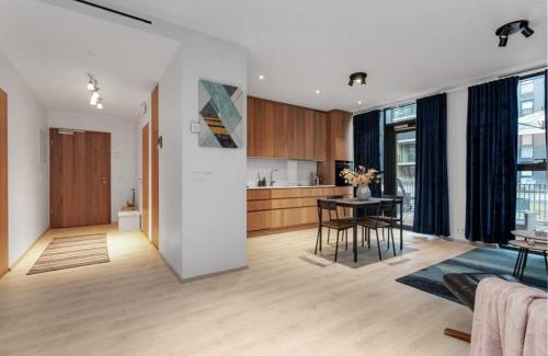 Teigar Apartamento | Premium Downtown Queen Apartment KARTULI