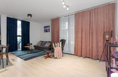 Teigar Apartamento | Premium Downtown Queen Apartment KARTULI