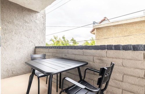 Downtown Apartamento | Premium Glendale 1BR w/ Pool, Gym, walkable location, by Blueground