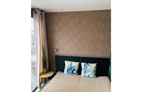 Herrenwyk Alquiler De Eote | Premium Houseboat Blue Lagoon
