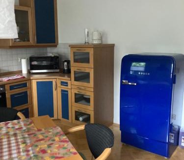 Mittelmeiderich Apartamento | Premium Ruhiges ganzes Apartment 90 m 2 Schlafzimmer große Küche Wohnzimmer